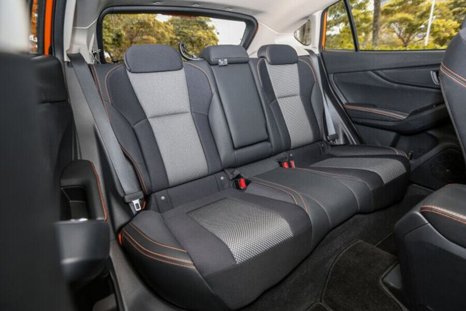 Hàng ghế sau có thể gập tăng diện tích khoang hành lý