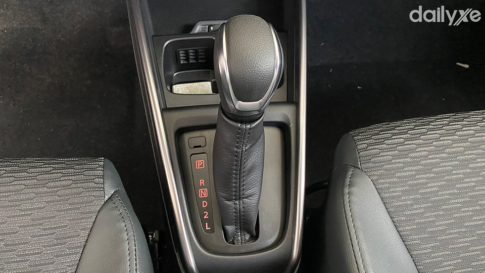 Hộp số tự động 4 cấp êm ái