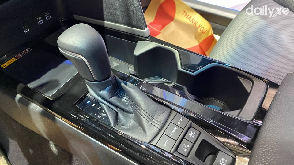 Hộp số tự động vô cấp E-CVT vận hành mượt mà