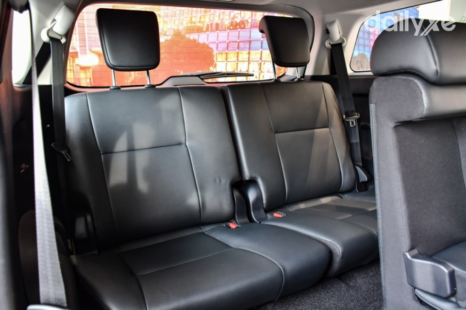 Hàng ghế thứ ba tiện nghi