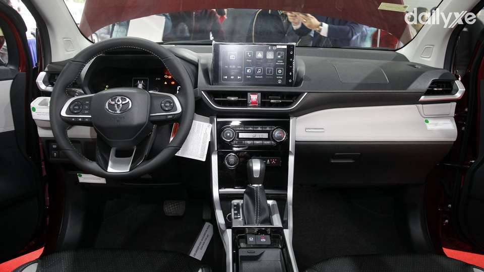 Trung tâm điều khiển thiết kế tinh tế