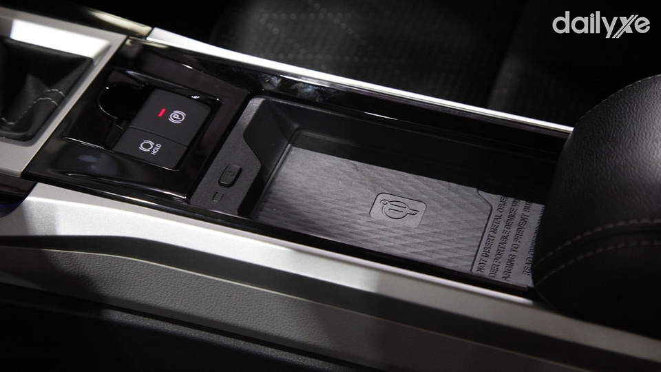 Trang bị sạc không dây chuẩn Qi