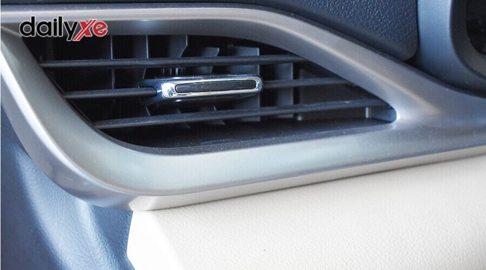 Cửa gió điều hòa hàng ghế tài