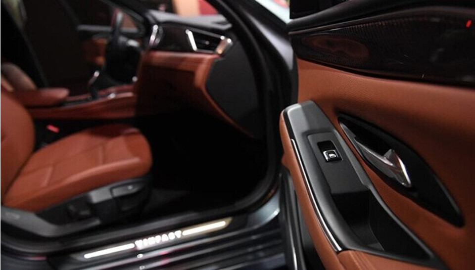 Hộp đựng tích hợp cửa Hộp đựng tích hợp cửa