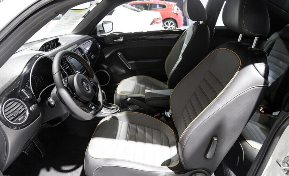 Ghế thiết kế kiểu dáng thể thao