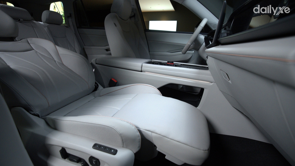 Ghế bọc da cao cấp