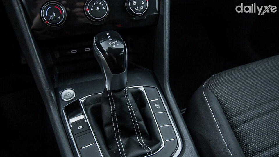 Cần số hiển thị bằng đèn LED sang trọng và đẹp mắt