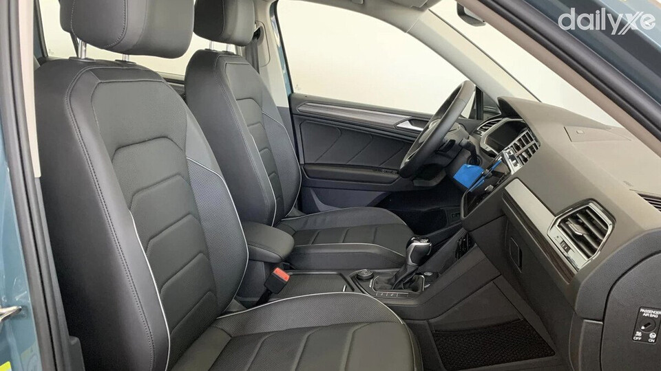 Nội thất rộng rãi được thiết kế gọn gàng