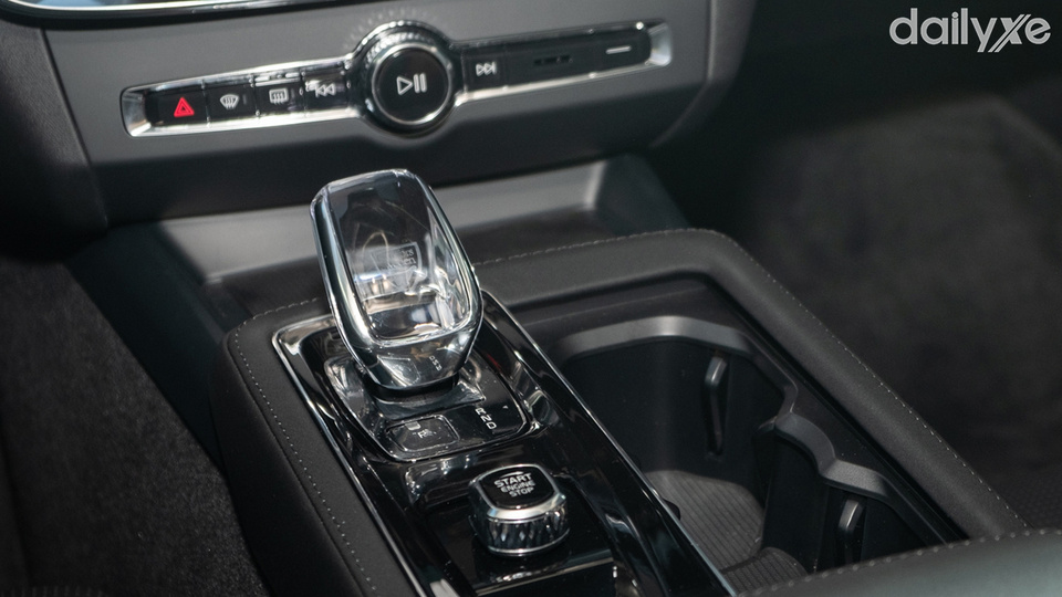 Khu vực điều khiển bố trí hợp lý