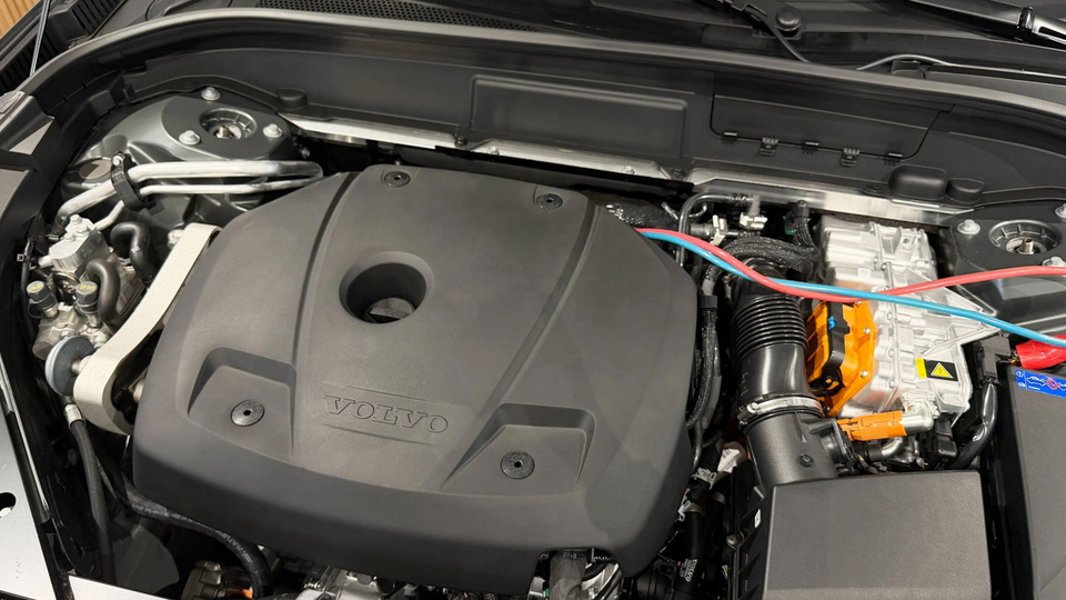 Động cơ vận hành mạnh mẽ