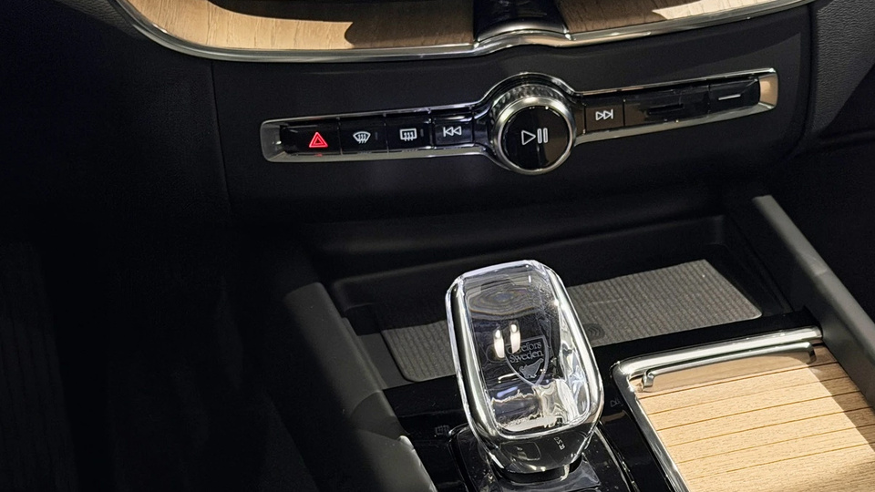 Không gian mát mẻ trong lành nhờ hệ thống điều hòa hiện đại