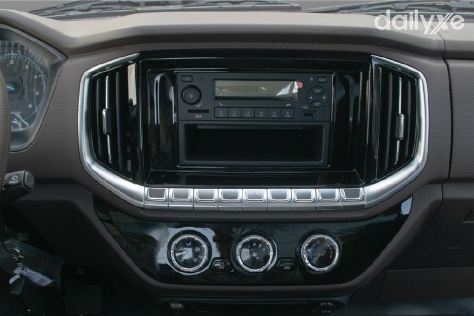 Trung tâm điều khiển bố trí dễ dàng thao tác