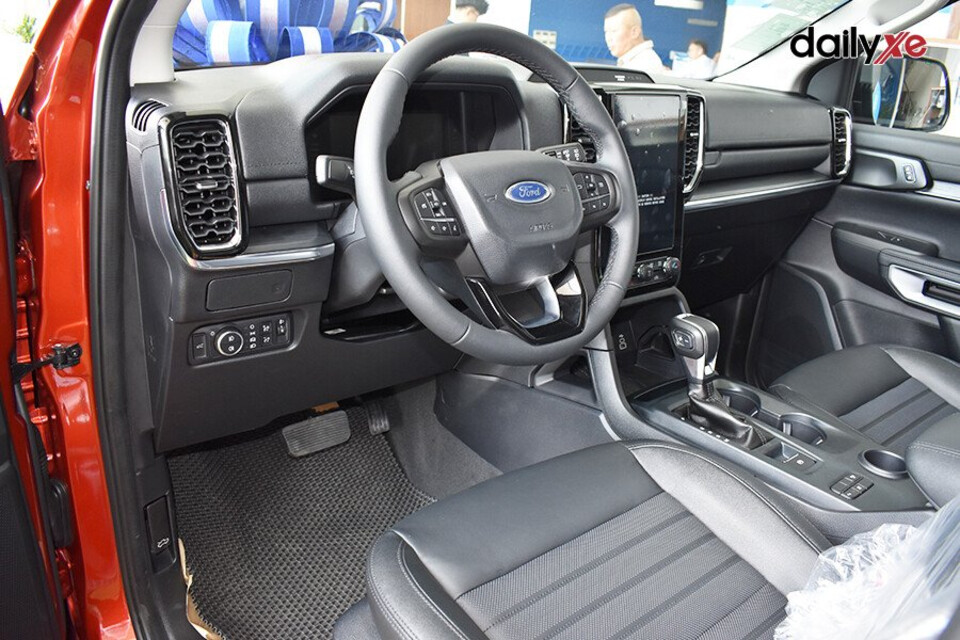 Không gian nội thất Everest rộng rãi