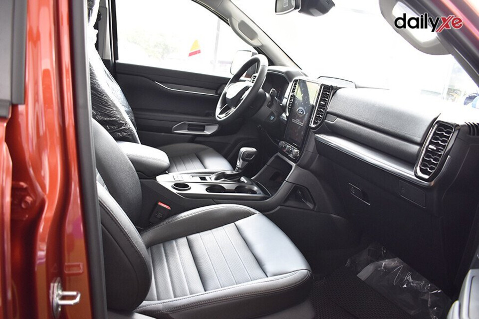 Không gian nội thất Everest rộng rãi