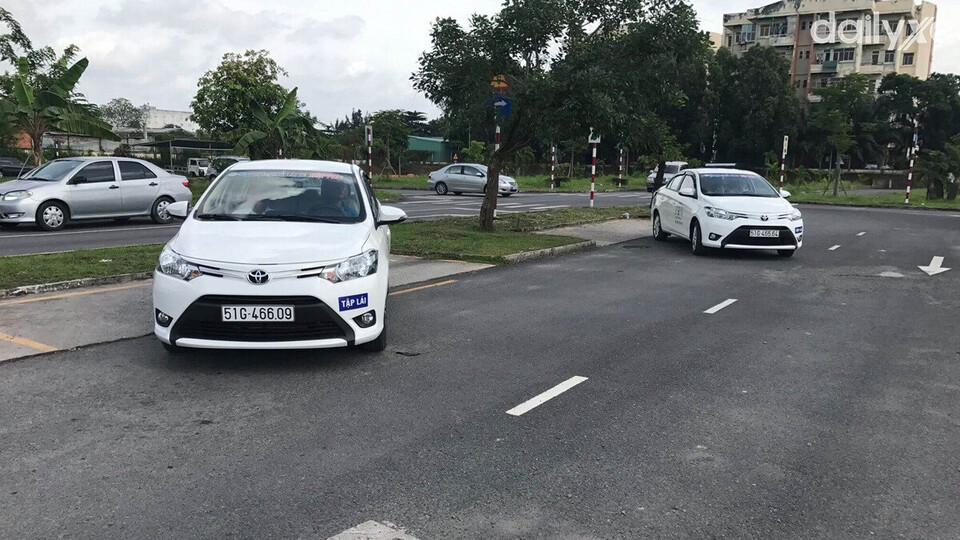 Phụ nữ nên học bằng B1 hay B2