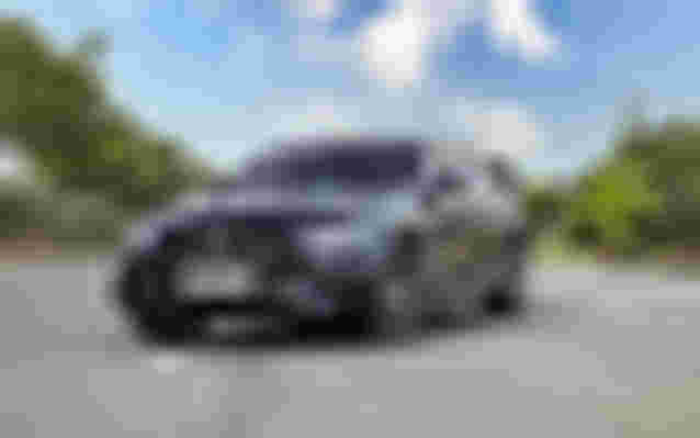 nua nam chay chi 1.000km, mercedes-benz e 300 cua ngo kien huy duoc ban lai trong tinh trang moi nhu 
