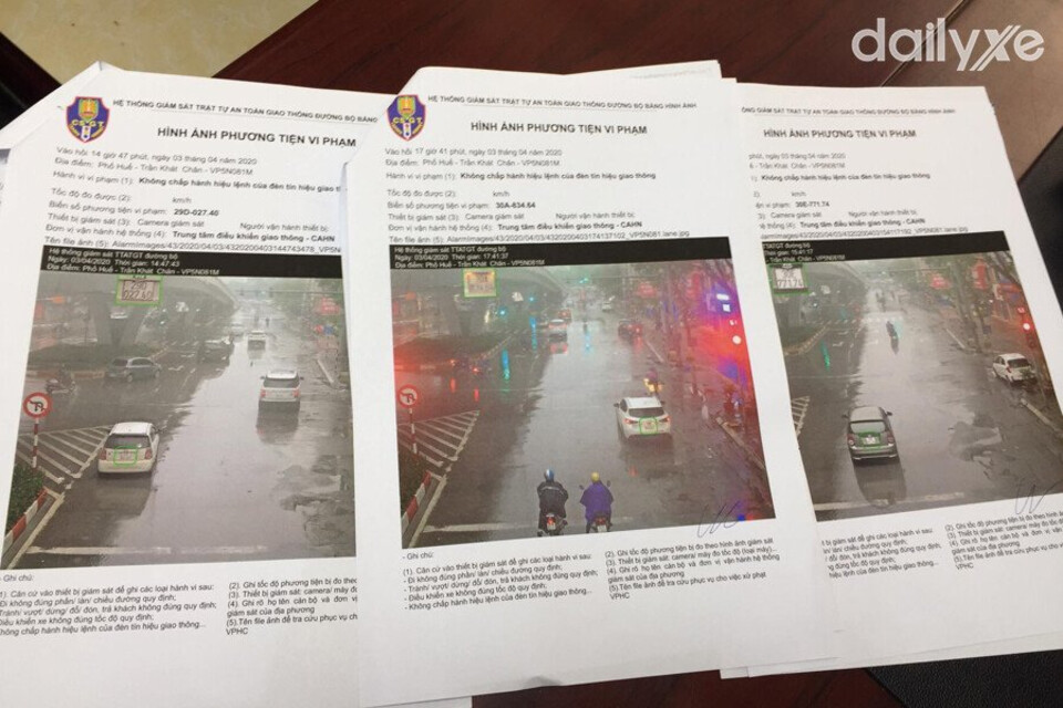 Hình ảnh camera phạt nguội ô tô vi phạm vượt đèn tín hiệu giao thông