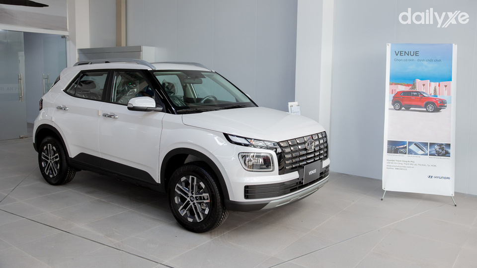 Phòng trưng bày xe của showroom Hyundai An Phú