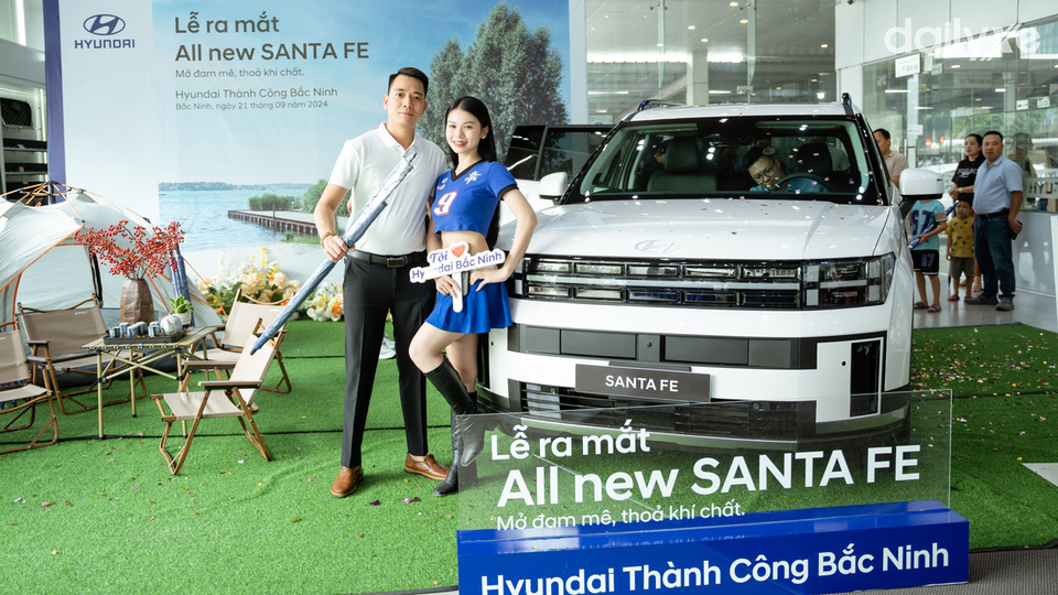 Phòng trưng bày xe của showroom Hyundai Bắc Ninh
