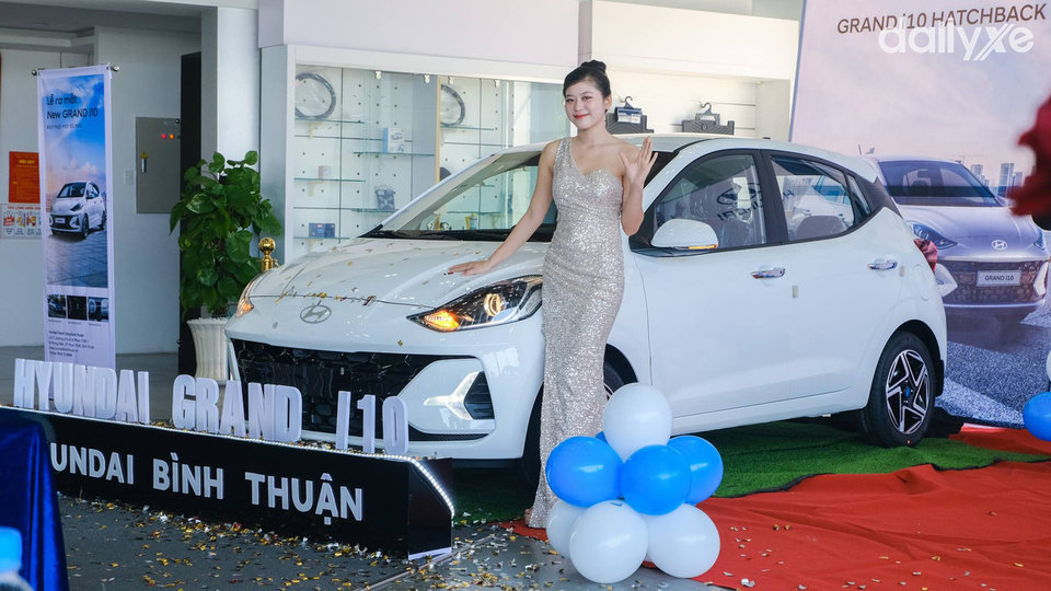 Phòng trưng bày xe của showroom Hyundai Bình Thuận