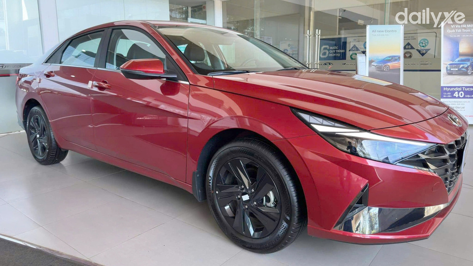 Phòng trưng bày xe của showroom Hyundai Gia Lai