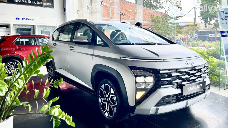 Phòng trưng bày xe của showroom Hyundai Kinh Dương Vương