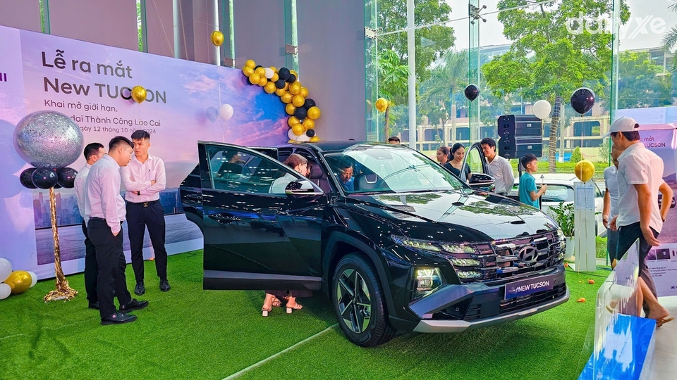 Phòng trưng bày xe của showroom Hyundai Lào Cai