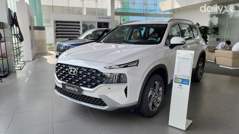 Phòng trưng bày xe của showroom Hyundai Nam Định