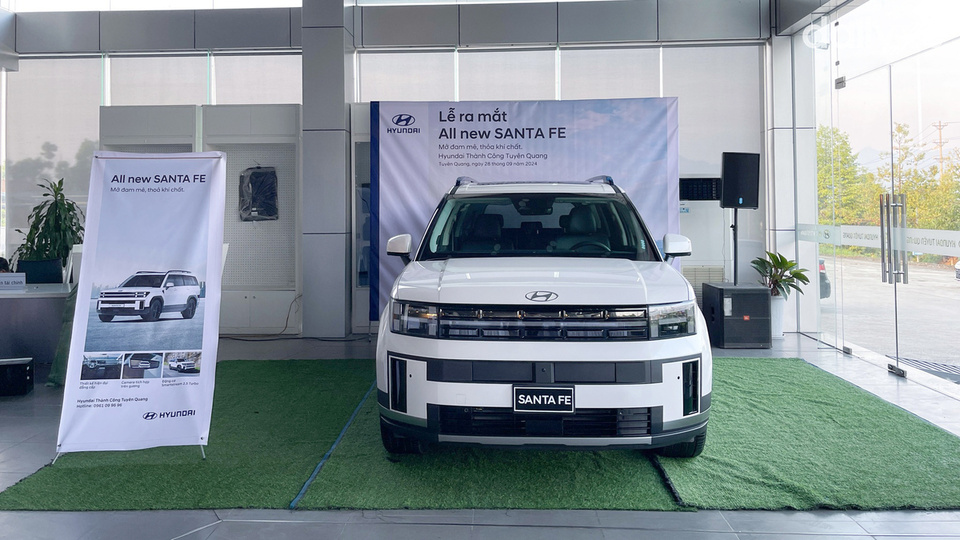 Phòng trưng bày xe của showroom Hyundai Tuyên Quang