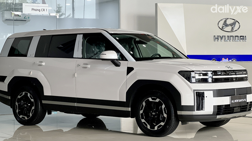 Phòng trưng bày xe của đại lý Hyundai Việt Trì