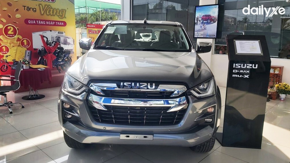 Showroom Isuzu Cẩm Phong sở hữu phong cách thiết kế hiện đại