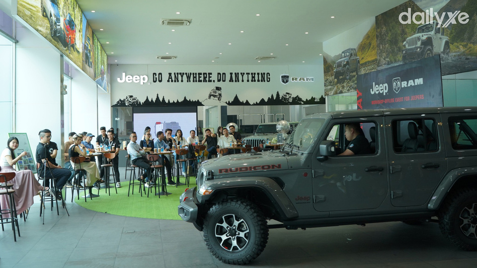 Phòng trưng bày của đại lý Jeep Quận 4