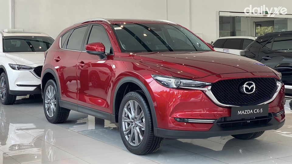 Khu vực trưng bày showroom Mazda Sơn La sang trọng