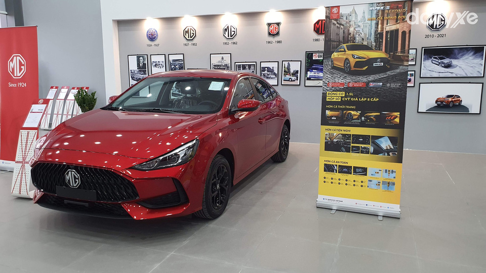 Phòng trưng bày xe tại showroom MG Gia Lai