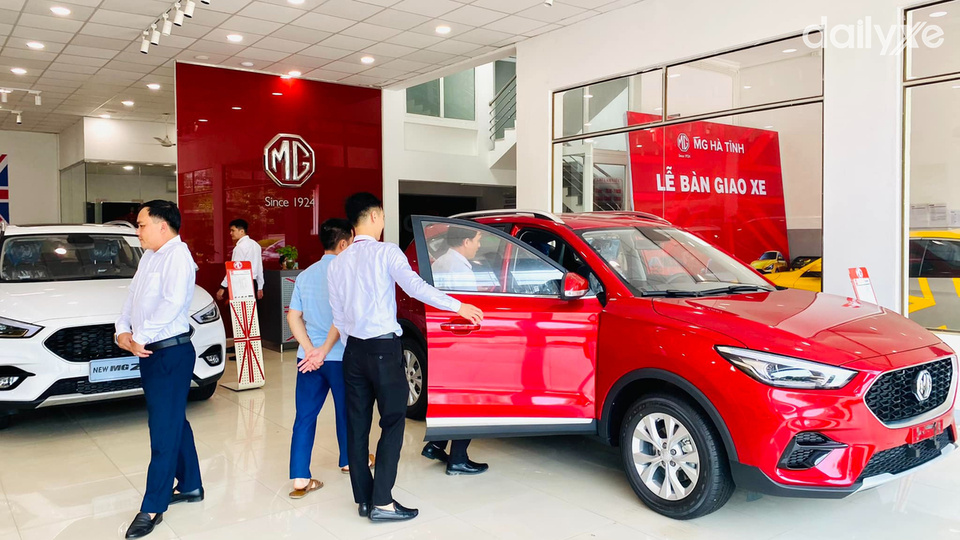 Phòng trưng bày xe của showroom MG Hà Tĩnh