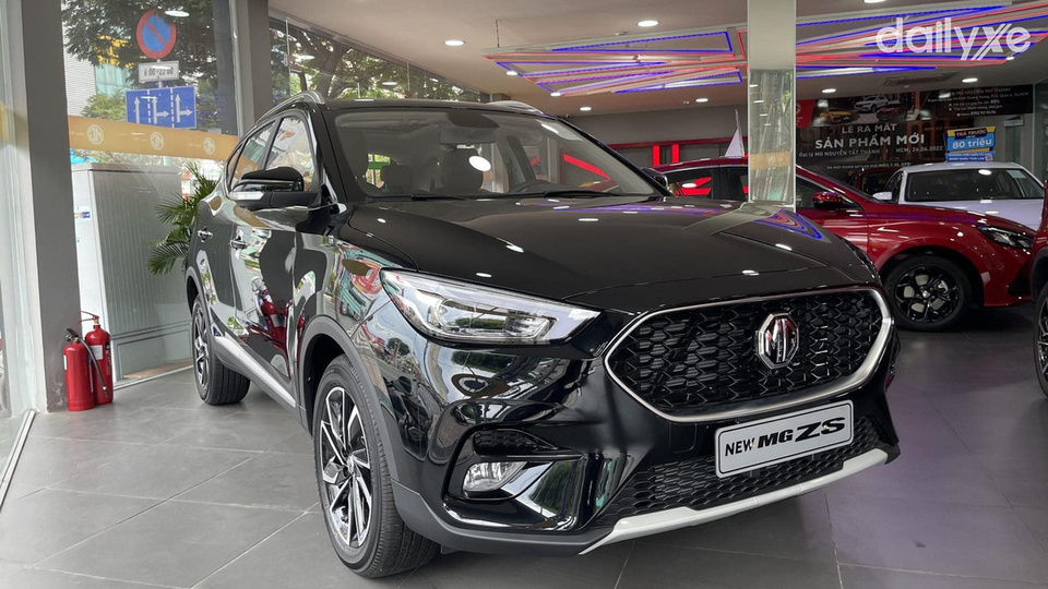 Phòng trưng bày xe tại showroom MG Lê Văn Lương