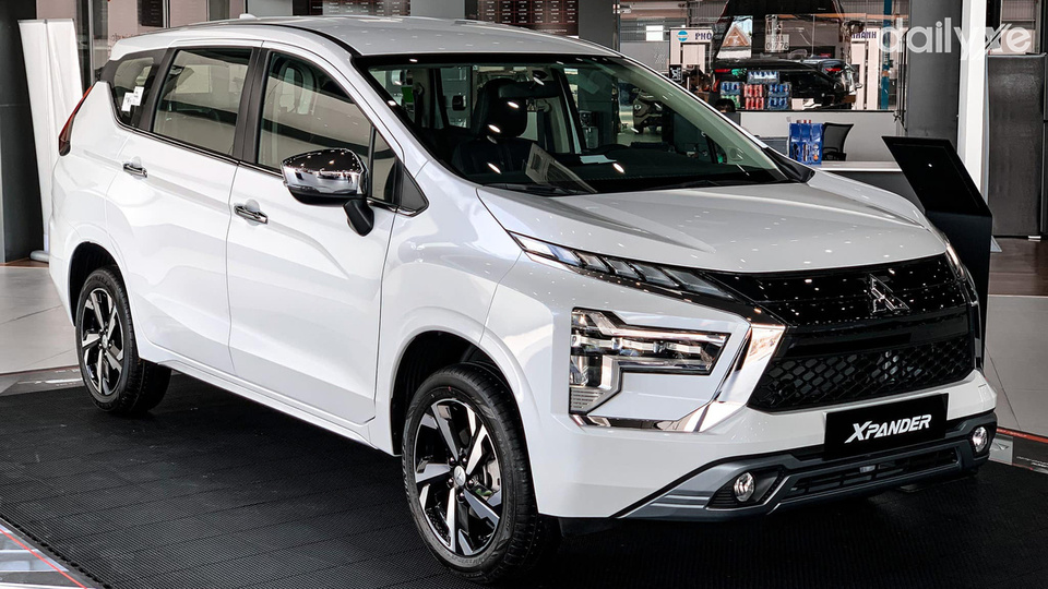 Phòng trưng bày xe của showroom Mitsubishi Cần Thơ