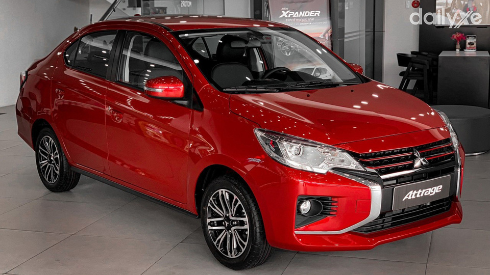 Phòng trưng bày xe của đại lý Mitsubishi DAESCO Đà Nẵng