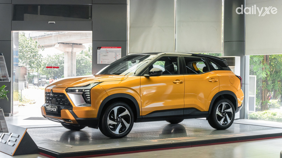 Phòng trưng bày xe của showroom Mitsubishi Thái Nguyên