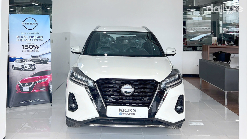 Phòng trưng bày xe của showroom Nissan Biên Hòa