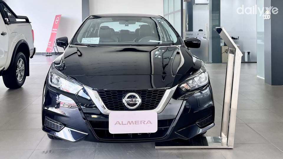 Phòng trưng bày xe của showroom Nissan Miền Nam