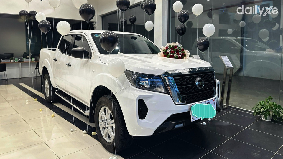 Phòng trưng bày xe của showroom Nissan Sài Gòn
