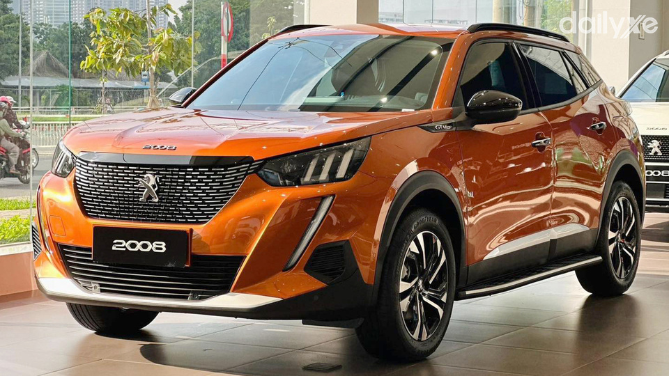 Phòng trưng bày xe của showroom Peugeot An Giang