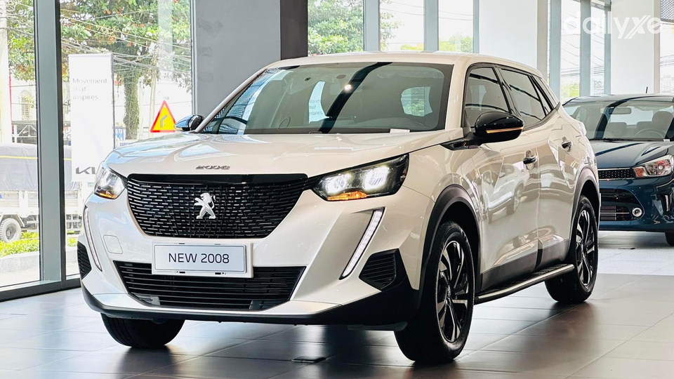 Phòng trưng bày xe của showroom Peugeot Bảo Lộc