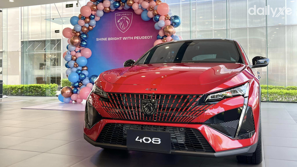 Phòng trưng bày xe của showroom Peugeot Bình Dương