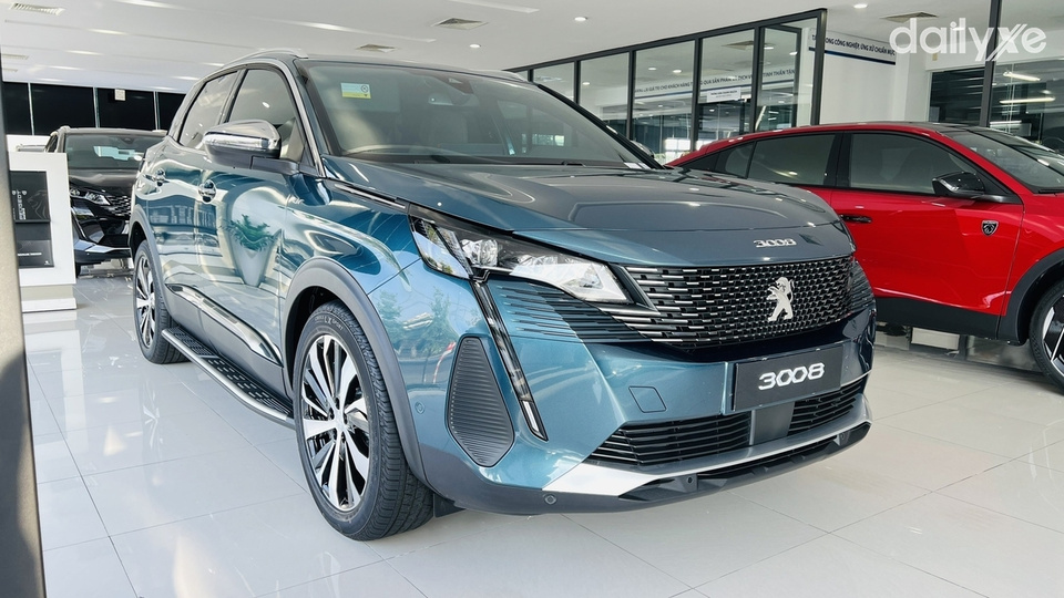 Phòng trưng bày xe của showroom Peugeot Cam Ranh