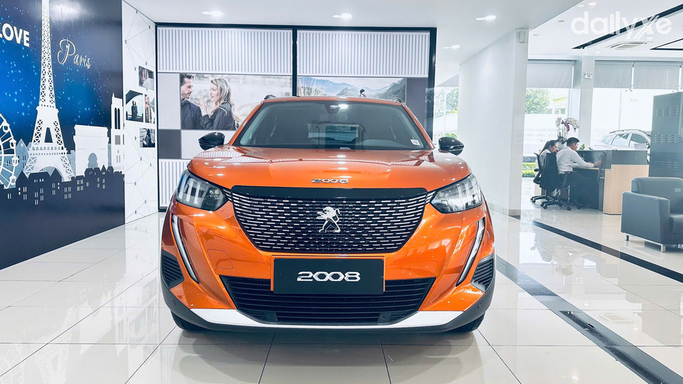 Phòng trưng bày xe của showroom Peugeot Kiên Giang