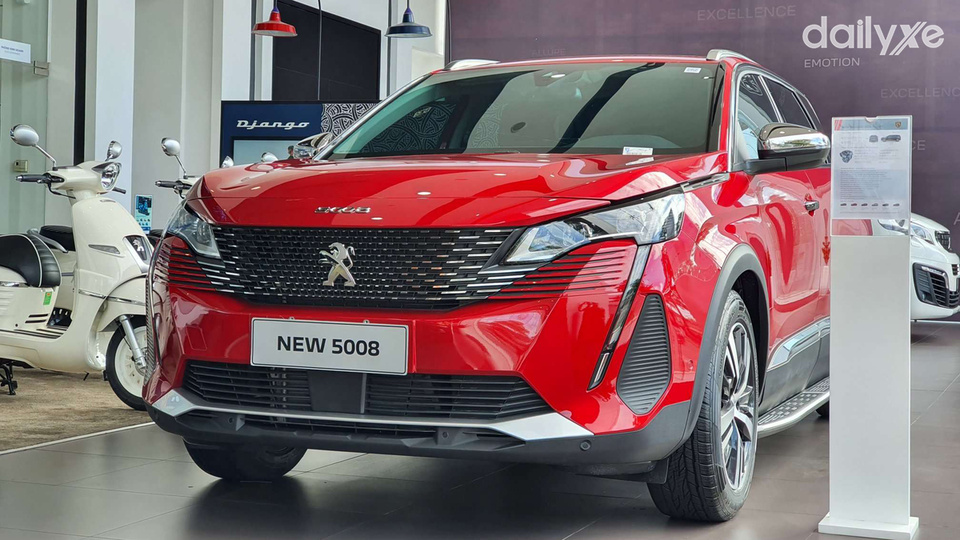 Phòng trưng bày xe của showroom Peugeot KonTum