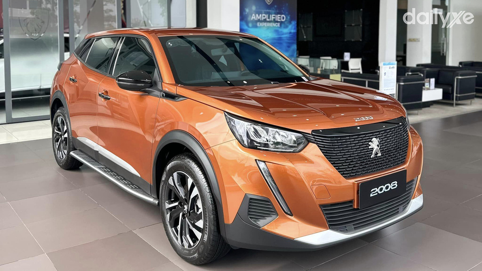 Phòng trưng bày xe của showroom Peugeot Nam Định