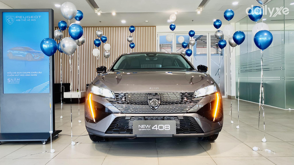 Phòng trưng bày xe của showroom Peugeot Phan Thiết